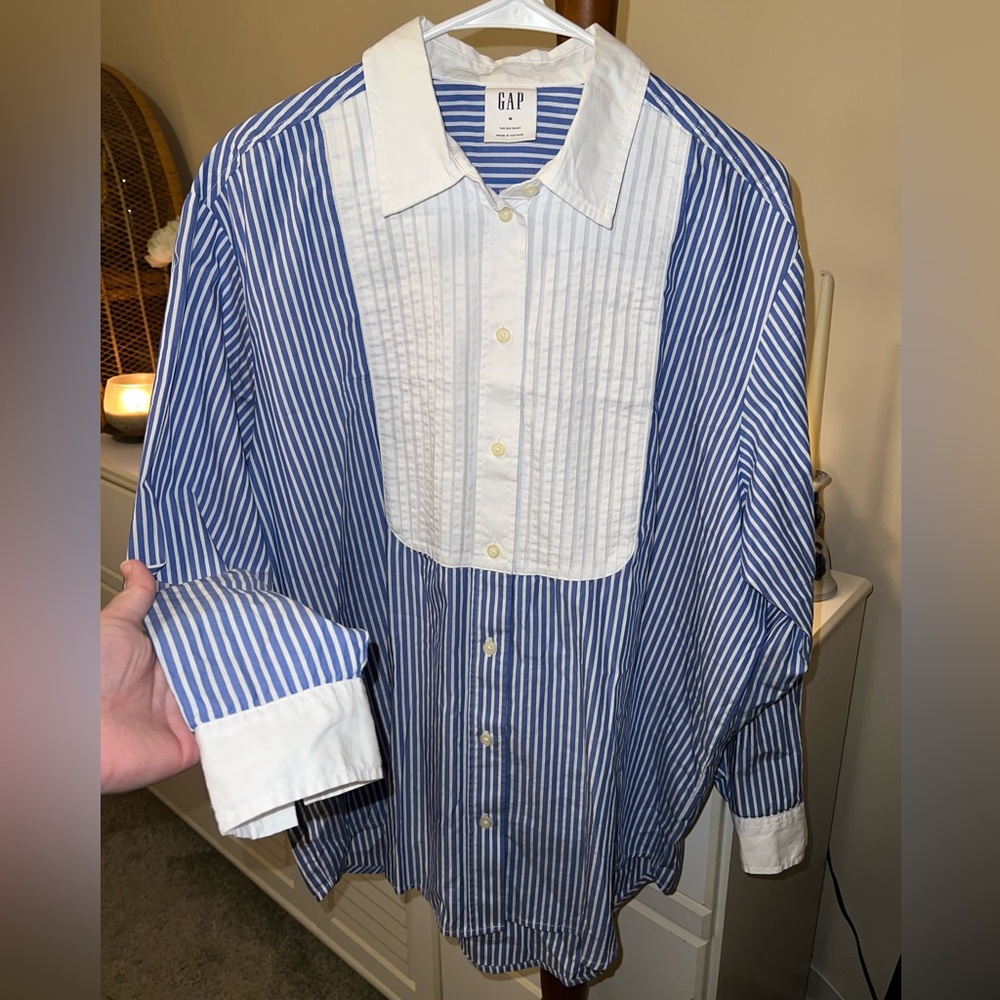 GAP Blue and White Striped Button-Up